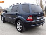 Mercedes ML Class foto 2