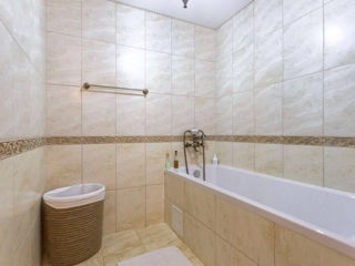 Apartament cu 3 camere, 100 m², Buiucani, Chișinău foto 3