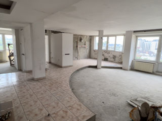 Apartament cu 4 camere, 159 m², Centru, Chișinău foto 1