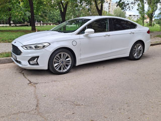 Ford Fusion foto 5