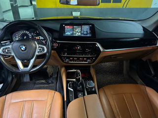 BMW 5 Series foto 7