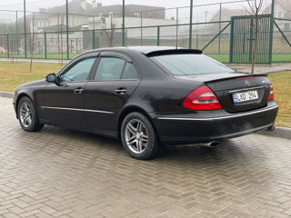 Mercedes E-Class foto 5