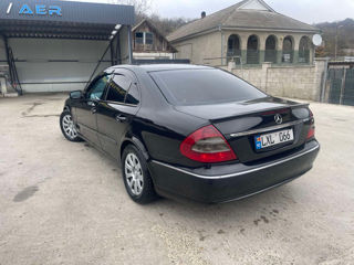 Mercedes E-Class foto 6