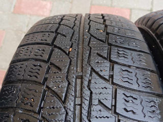 продам зимние шины с дисками 195/70R15C 2 шт. foto 4