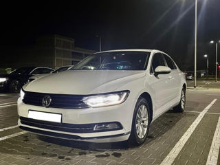 Volkswagen Passat foto 2