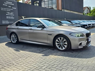 BMW 5 Series foto 5