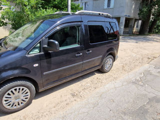 Volkswagen Caddy foto 1