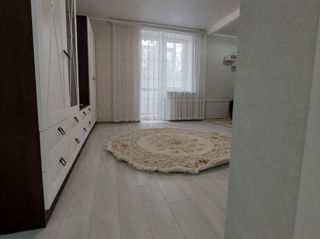 Apartament cu 1 cameră, 33 m², Centru, Bălți foto 5