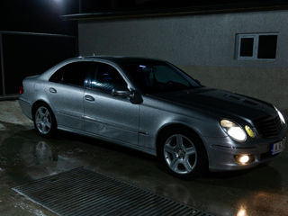 Mercedes E-Class foto 9