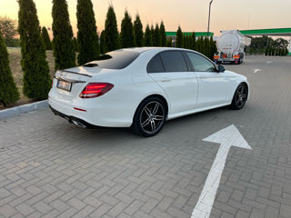 Mercedes E-Class foto 4