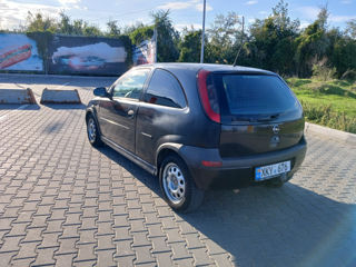 Opel Corsa foto 8