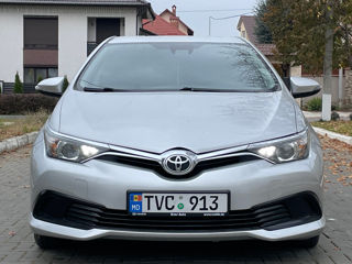 Toyota Auris foto 2