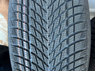 Vind de iarna 235/45 R18 foto 6