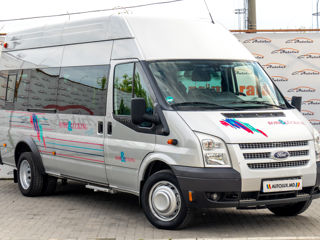 Ford Autoturism 17 Locuri