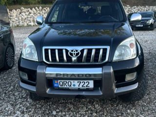 Toyota Land Cruiser Prado foto 4