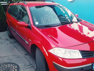 Renault Megane foto 2