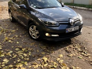 Renault Megane foto 2