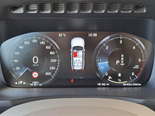 Volvo XC90 foto 8