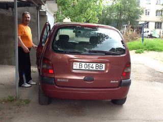 Renault Scenic foto 5