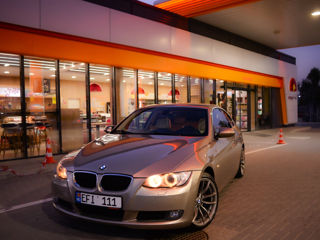 BMW 3 Series Coupe foto 1