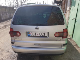 Volkswagen Sharan foto 3