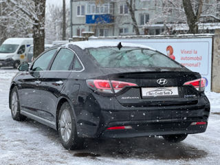 Hyundai Sonata foto 8