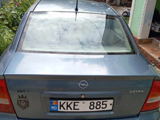 Opel Astra foto 5