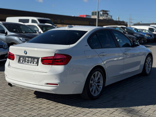 BMW 3 Series foto 3