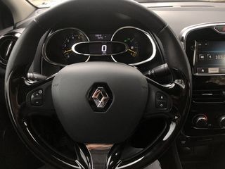 Renault Clio foto 8