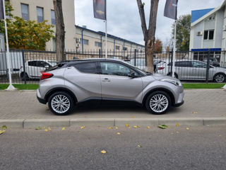 Toyota C-HR foto 4