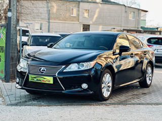 Lexus ES Series