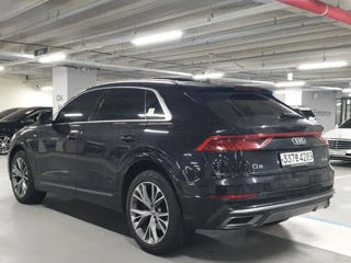 Audi Q8 foto 2