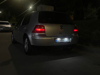 Volkswagen Golf foto 2