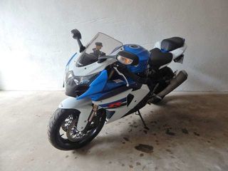 Suzuki GSX1000R foto 1