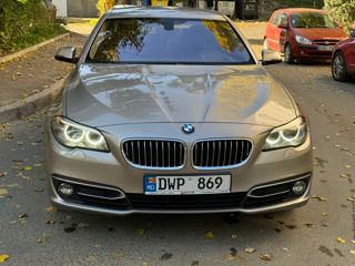 BMW 5 Series foto 2