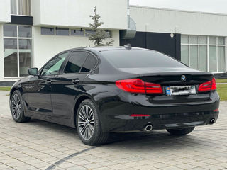 BMW 5 Series foto 3