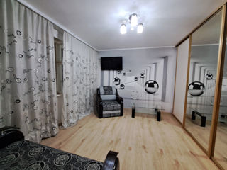 Apartament cu 4 camere, 95 m², Botanica, Chișinău foto 3