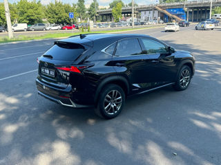 Lexus NX Series foto 6