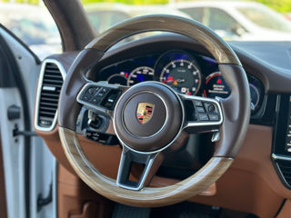 Porsche Cayenne foto 13