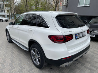 Mercedes GLC foto 5