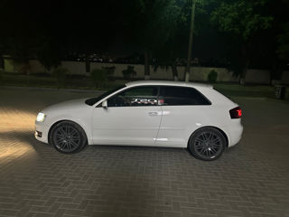 Audi A3 foto 2