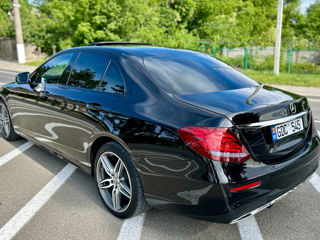 Mercedes E-Class фото 4