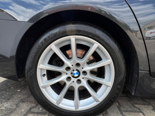 BMW 5 Series Touring foto 20