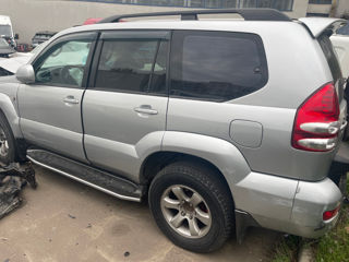 Toyota Land Cruiser Prado foto 4