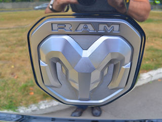 Dodge Ram foto 8