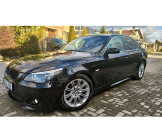 BMW 5 Series foto 10