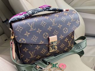 Брендовые сумки Guess, Louis Vuitton, Fendi, Prada, Marc Jacobs, Karl  Lagerfeld, Gucci