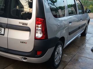 Dacia Logan foto 2