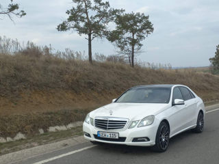 Mercedes E-Class foto 5