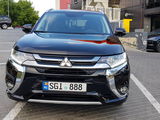 Mitsubishi Outlander foto 2